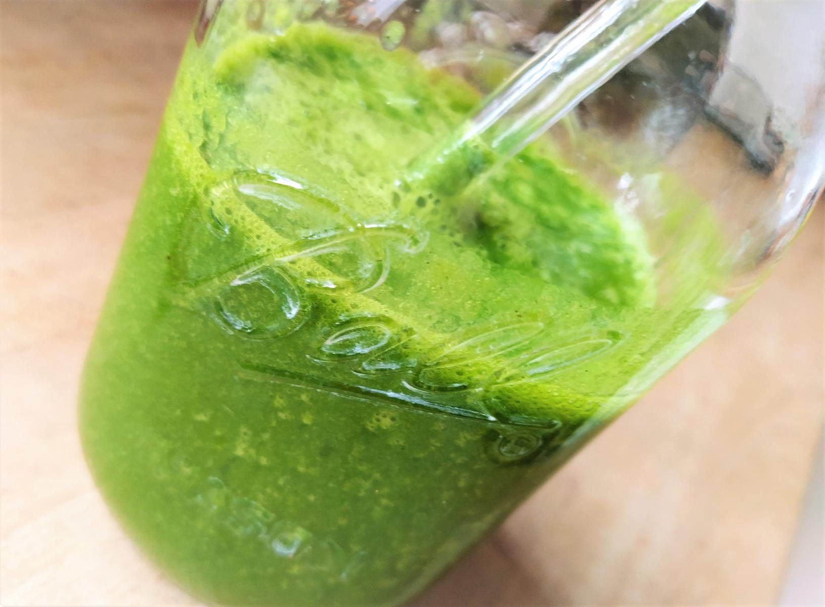 Einfach genialer grüner Smoothie – rawvegangreen